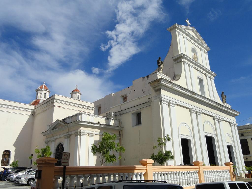 Armas Hotel San Juan Luaran gambar